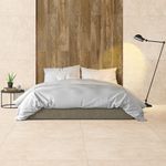 Quarto-Casal_Porcelanto-Coliseu-81x81-AC_Madeirado-Castle-Oak-20x120-R-TOTAL